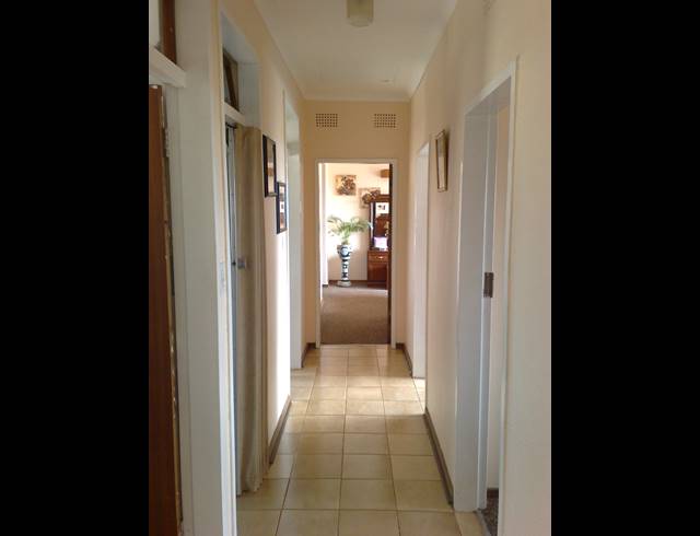 4 bed property to rent in WILRO PARK